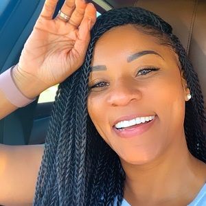 Meet your Posher, Jannelle